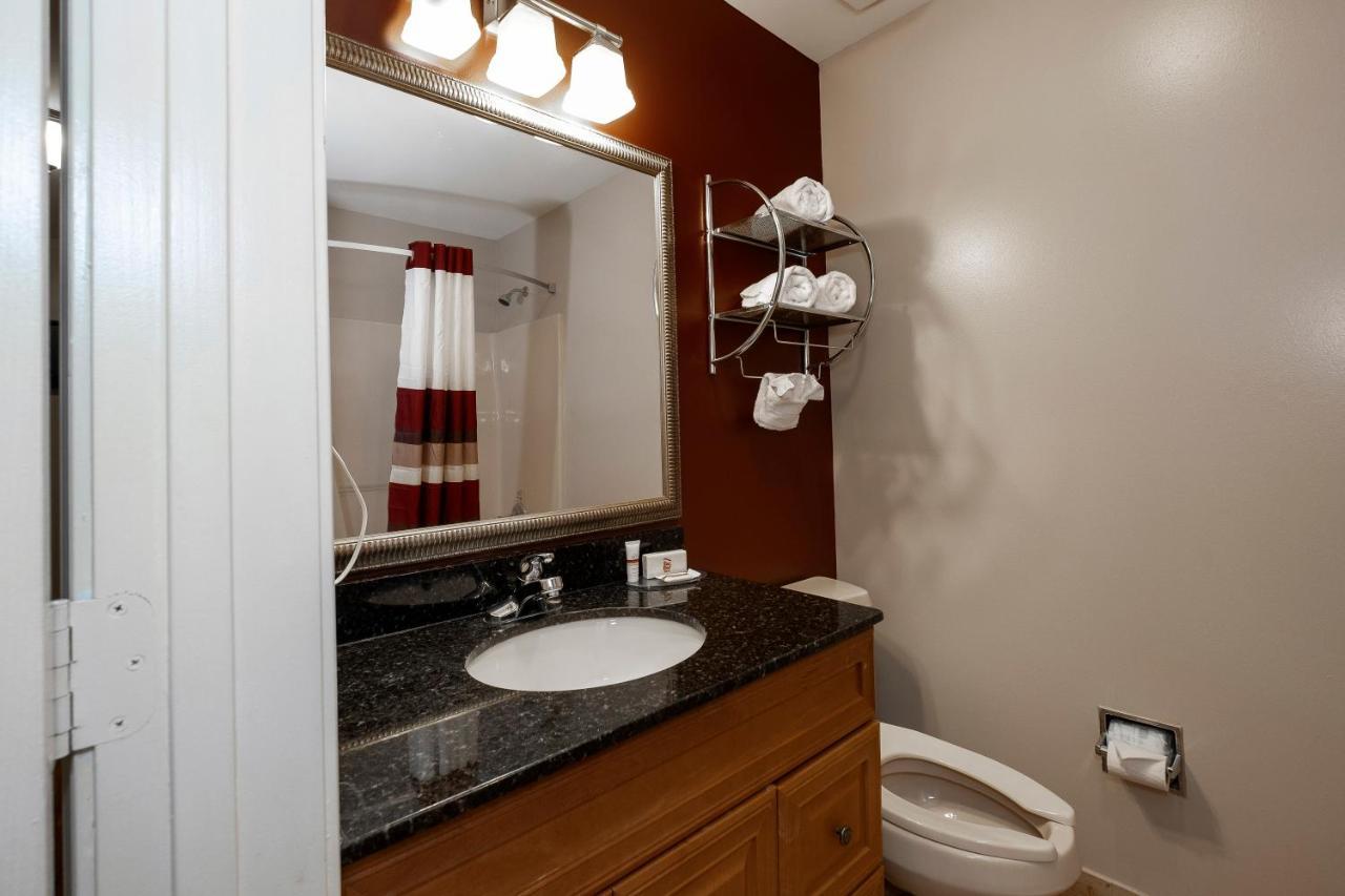 Red Roof Inn & Suites Wilson Luaran gambar