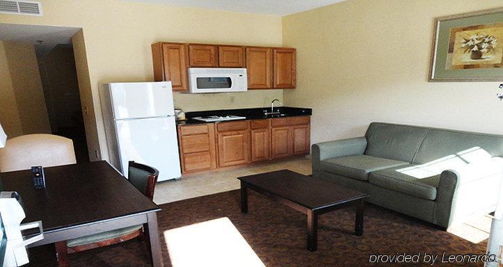 Red Roof Inn & Suites Wilson Luaran gambar